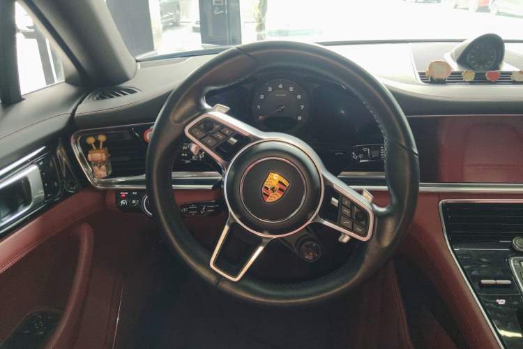 Used Porsche Panamera 2019 Panamera 2.9T Steering Wheel