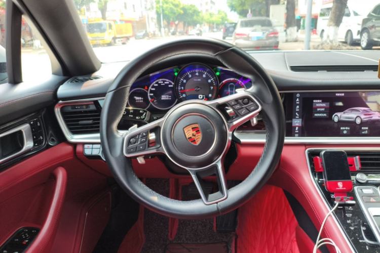 Used Porsche Panamera 2019 Panamera 4 Executive Long Wheelbase 2.9T Steering Wheel