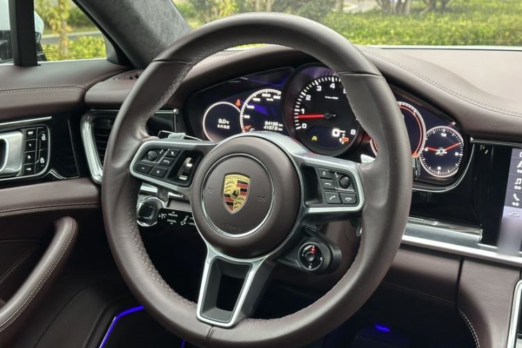Used Porsche Panamera 2019 Panamera Executive Long Wheelbase 2.9T Steering Wheel