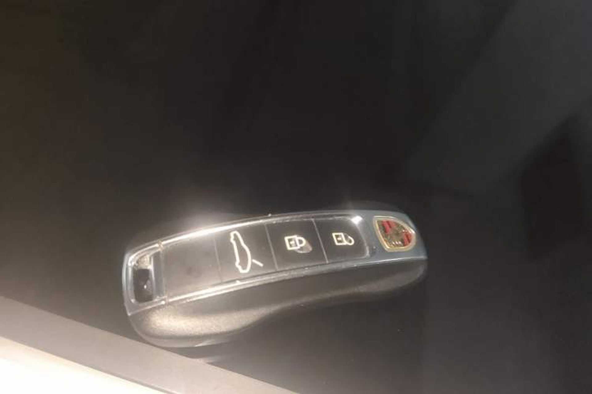 Used Porsche Panamera 2019 Panamera 4 Executive Long Wheelbase 2.9T Vehicle Key