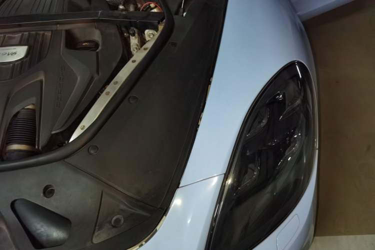 Used Porsche Panamera 2020 Panamera 10th Anniversary Edition 2.9T Engine Bay Left