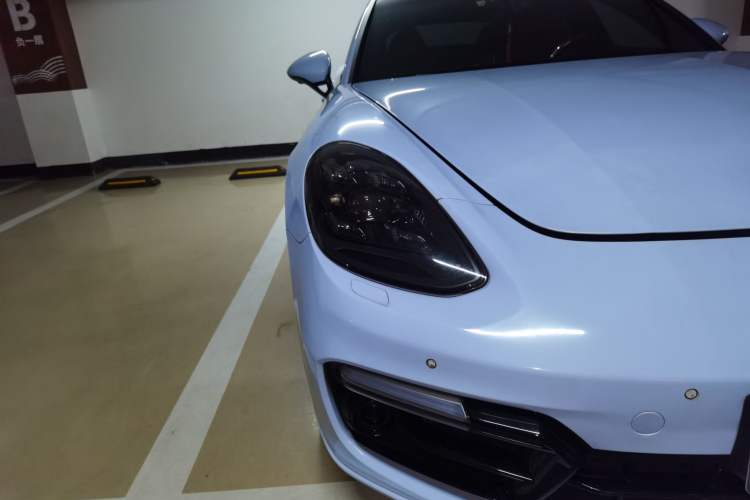 Used Porsche Panamera 2020 Panamera 10th Anniversary Edition 2.9T Right Front Headlight