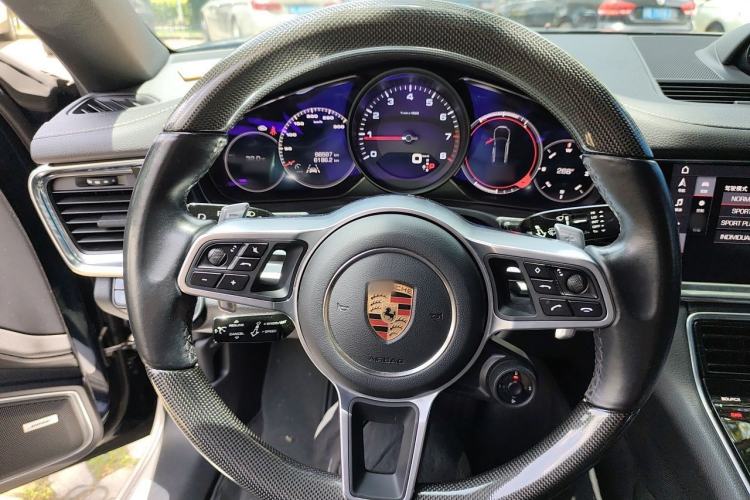 Used Porsche Panamera 2020 Panamera 10th Anniversary Edition 2.9T Steering Wheel