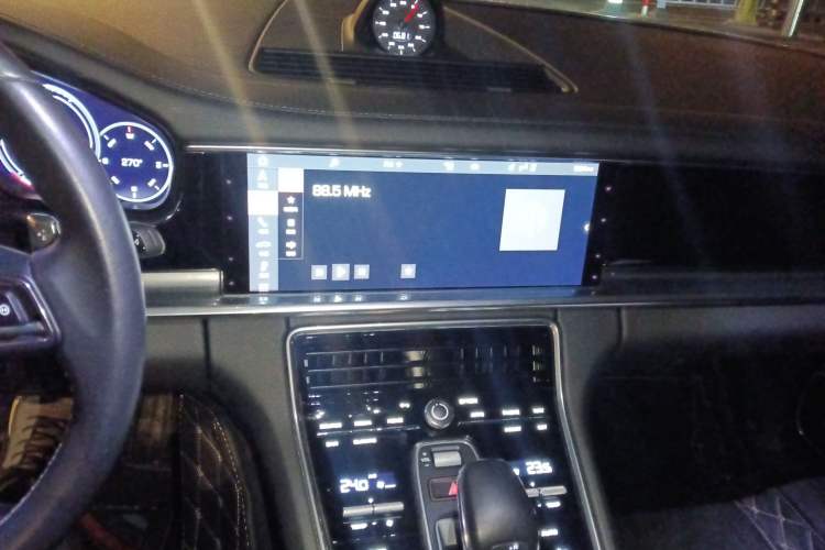 Used Porsche Panamera 2020 Panamera 10th Anniversary Edition 2.9T Audio And AC Panel
