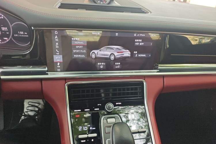 Used Porsche Panamera 2020 Panamera 10th Anniversary Edition 2.9T Audio And AC Panel