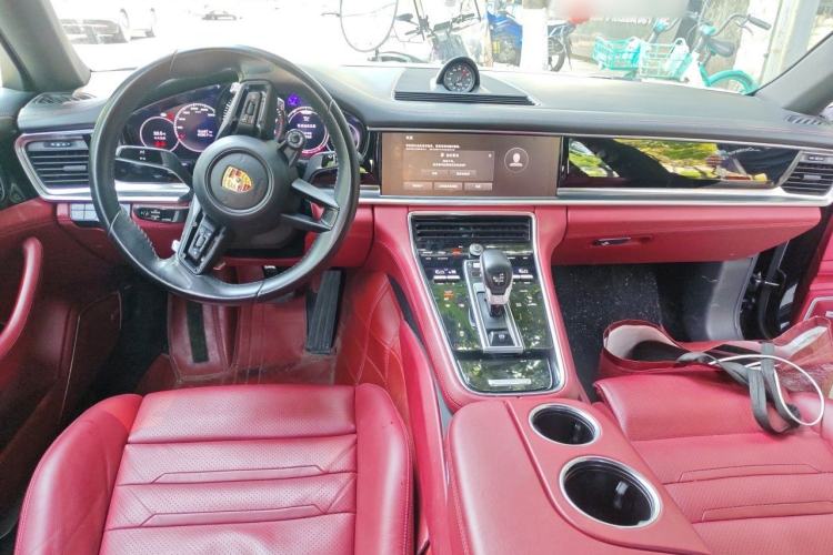 Used Porsche Panamera 2020 Panamera 10th Anniversary Edition 2.9T Center Console