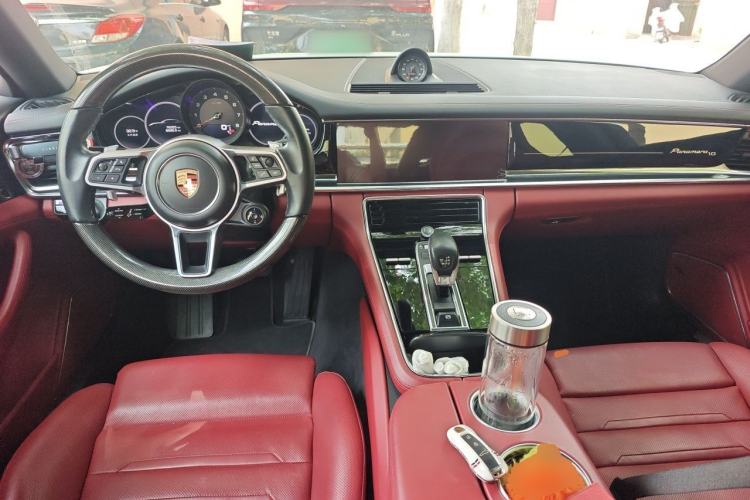 Used Porsche Panamera 2020 Panamera 10th Anniversary Edition 2.9T Center Console
