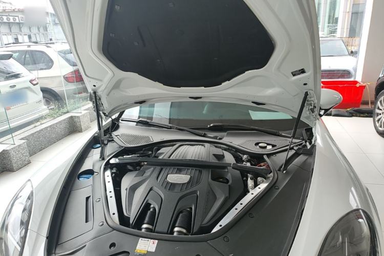 Used Porsche Panamera 2020 Panamera 10th Anniversary Edition 2.9T Engine Bay