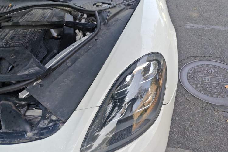 Used Porsche Panamera 2020 Panamera 10th Anniversary Edition 2.9T Engine Bay Left