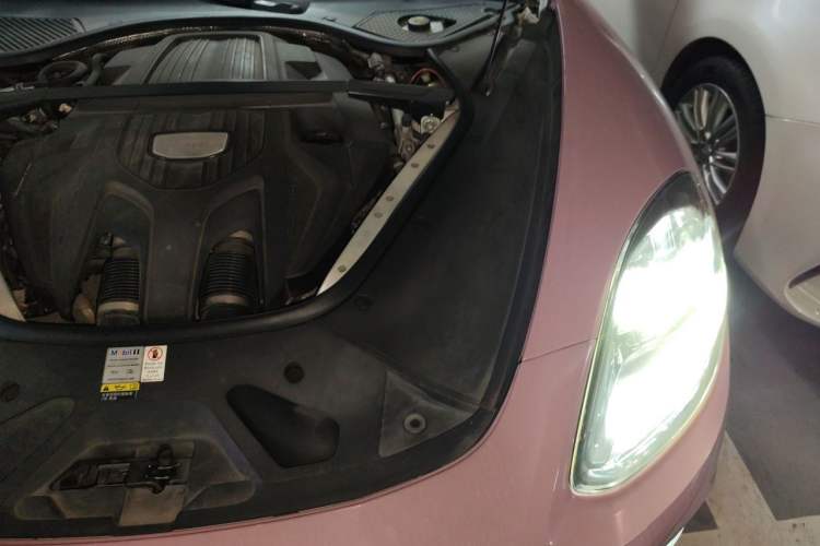 Used Porsche Panamera 2020 Panamera 10th Anniversary Edition 2.9T Engine Bay Left