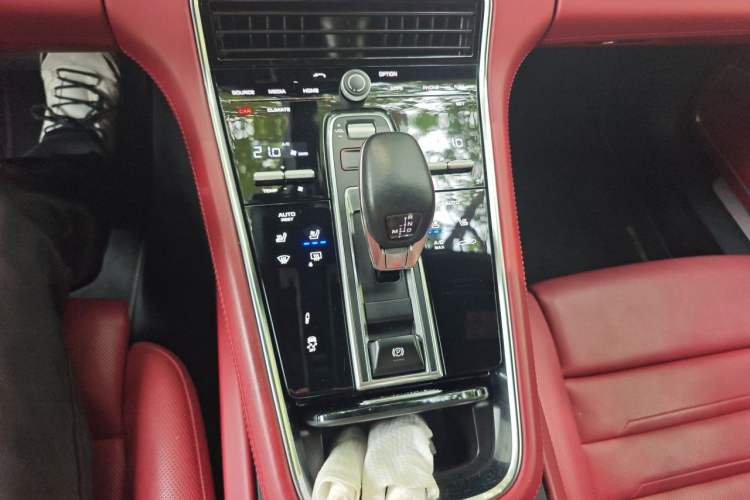 Used Porsche Panamera 2020 Panamera 10th Anniversary Edition 2.9T Gear Lever