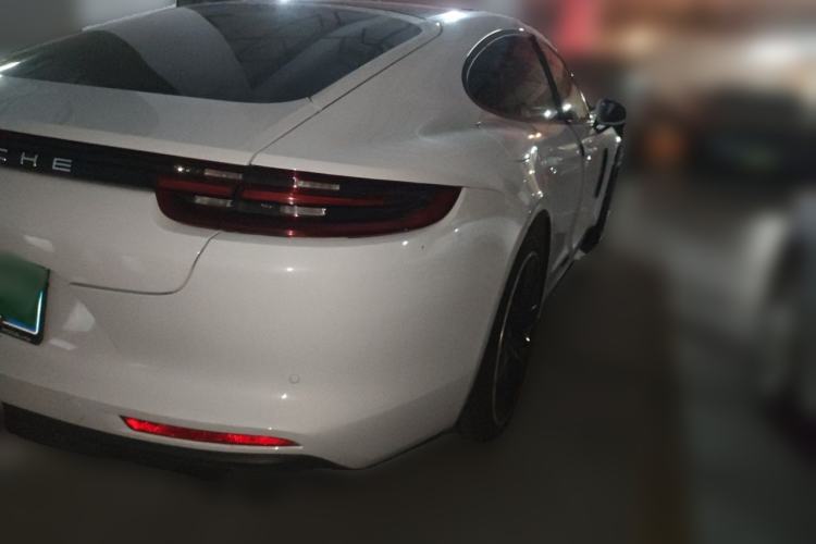 Used Porsche Panamera 2020 Panamera 10th Anniversary Edition 2.9T Rear Right 45 Deg