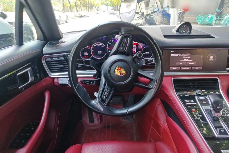 Used Porsche Panamera 2020 Panamera 10th Anniversary Edition 2.9T Steering Wheel