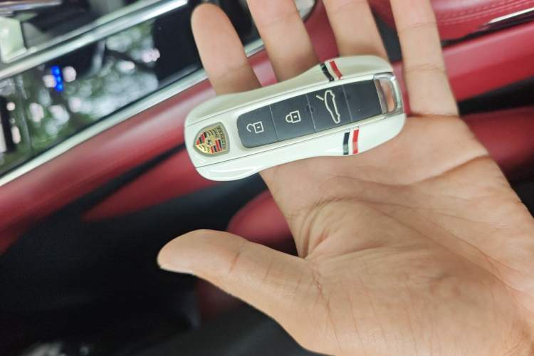 Used Porsche Panamera 2020 Panamera 10th Anniversary Edition 2.9T Vehicle Key