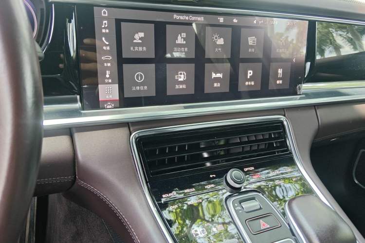 Used Porsche Panamera 2021 Panamera Executive Long Wheelbase 2.9T Audio And AC Panel