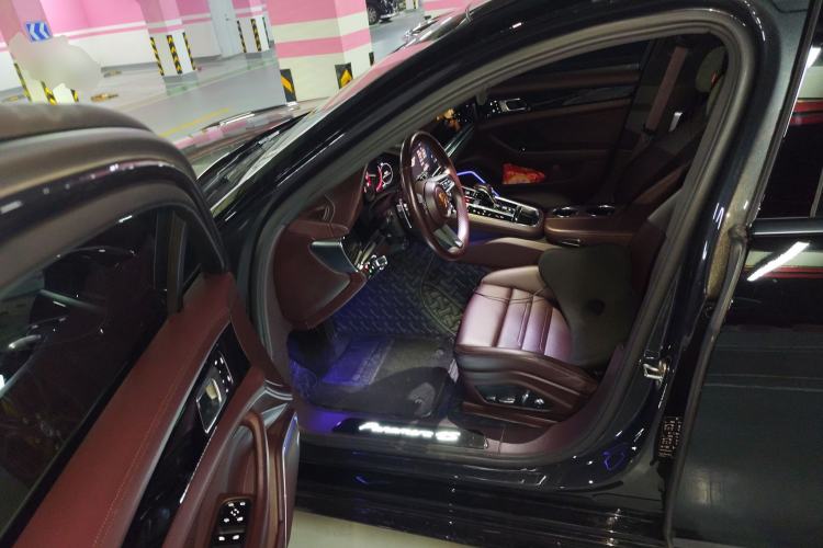 Used Porsche Panamera 2021 Panamera 4 Sport Turismo 2.9T Driver Seat