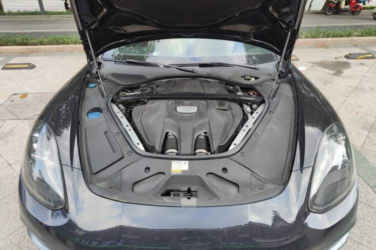 Used Porsche Panamera 2021 Panamera 2.9T Engine Bay