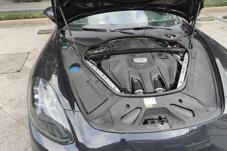 Used Porsche Panamera 2021 Panamera 2.9T Engine Bay Right