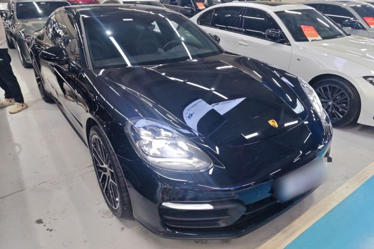 Used Porsche Panamera 2021 Panamera 2.9T Front Right 45 Deg