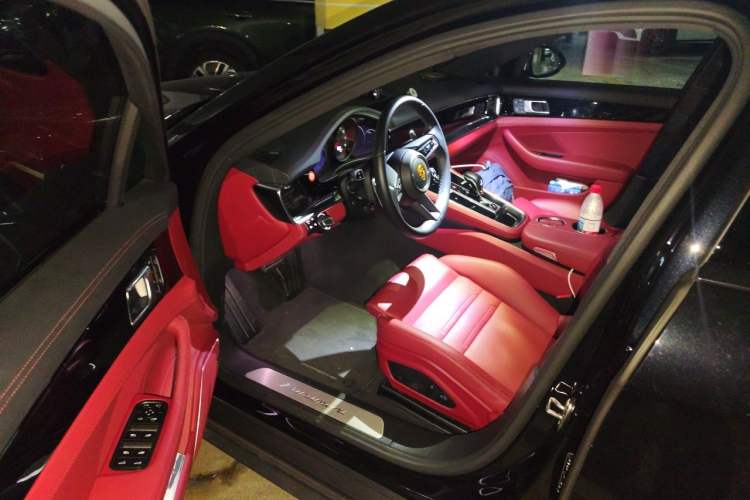 Used Porsche Panamera 2021 Panamera 2.9T Interior 3