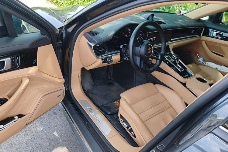 Used Porsche Panamera 2021 Panamera Executive Long Wheelbase 2.9T Interior 3