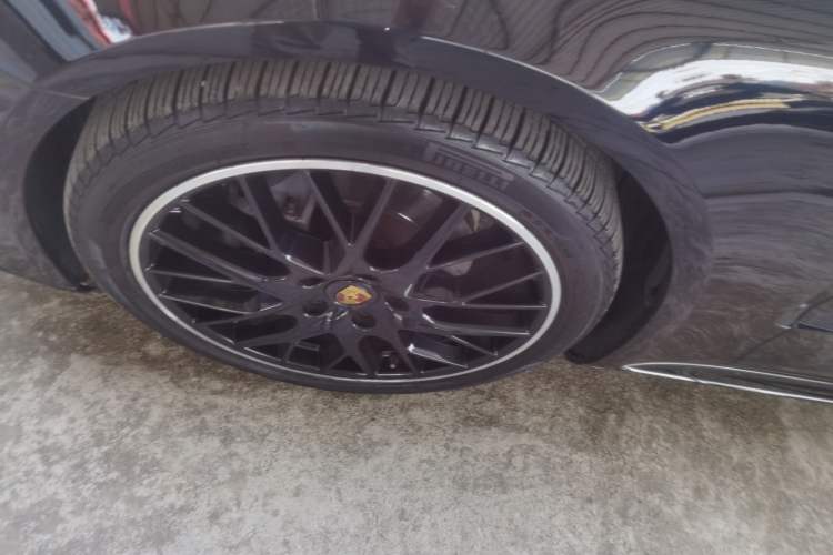 Used Porsche Panamera 2021 Panamera 2.9T Left Front Wheel Hub