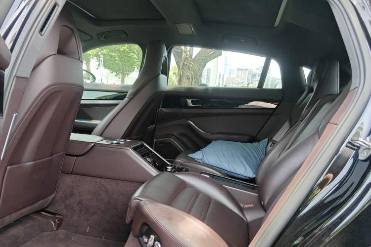 Used Porsche Panamera 2021 Panamera Executive Long Wheelbase 2.9T Left Rear Seat