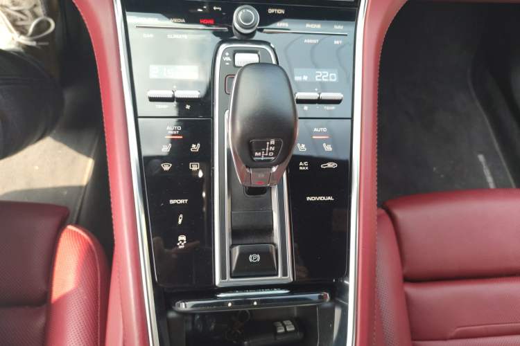 Used Porsche Panamera 2021 Panamera 2.9T Audio And AC Panel