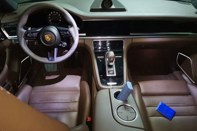 Used Porsche Panamera 2021 Panamera 2.9T Center Console