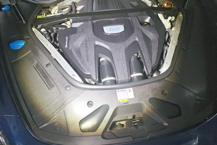 Used Porsche Panamera 2021 Panamera Executive Long Wheelbase 2.9T Engine Bay