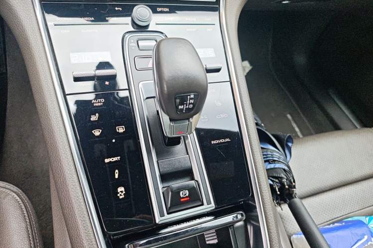 Used Porsche Panamera 2021 Panamera 2.9T Gear Lever