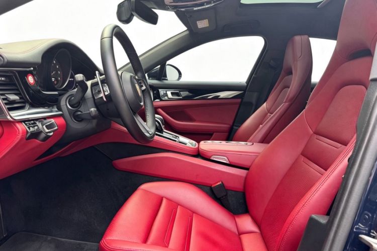 Used Porsche Panamera 2021 Panamera 2.9T Interior 3