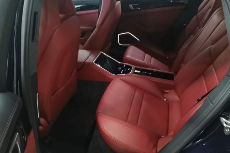 Used Porsche Panamera 2021 Panamera 2.9T Left Rear Seat