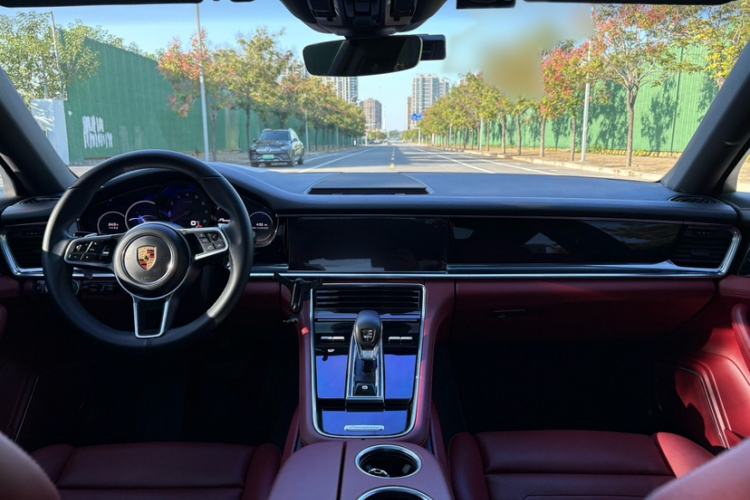 Used Porsche Panamera 2021 Panamera 4 Executive Long Wheelbase 2.9T Audio And AC Panel