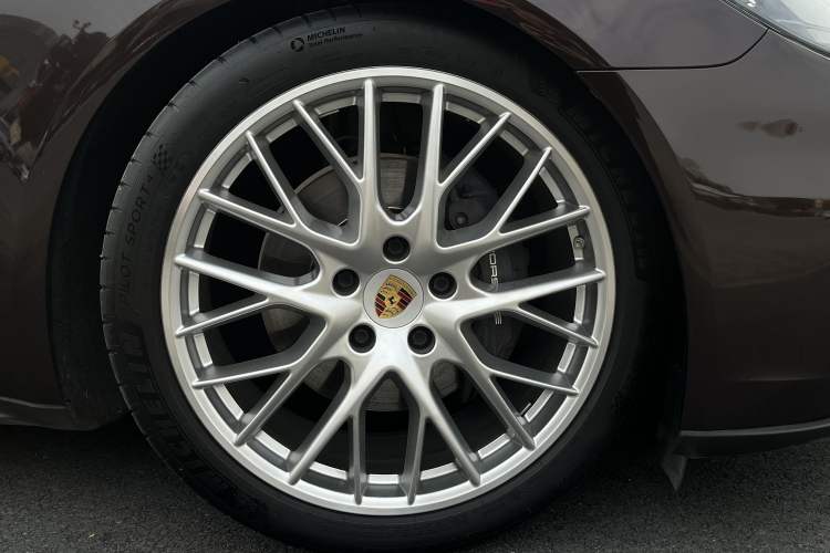 Used Porsche Panamera 2021 Panamera 4 Executive Long Wheelbase 2.9T Exterior 9