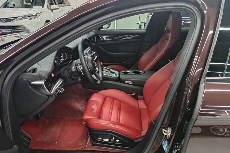 Used Porsche Panamera 2021 Panamera 4 E-Hybrid 2.9T Interior 3