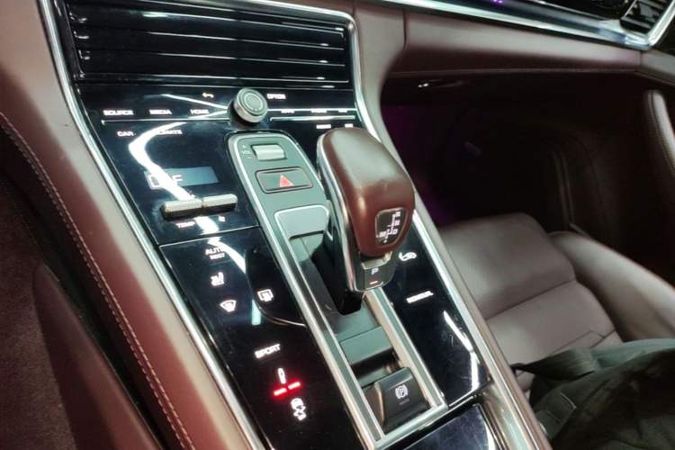 Used Porsche Panamera 2021 Panamera 2.9T Gear Lever