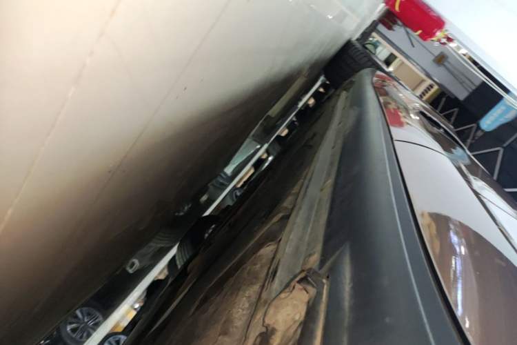 Used Porsche Panamera 2021 Panamera 2.9T Left Side Sill