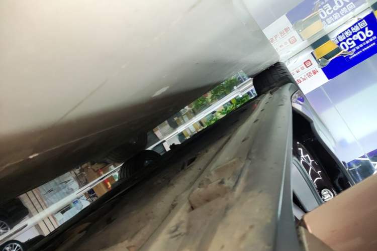 Used Porsche Panamera 2021 Panamera 2.9T Right Side Sill