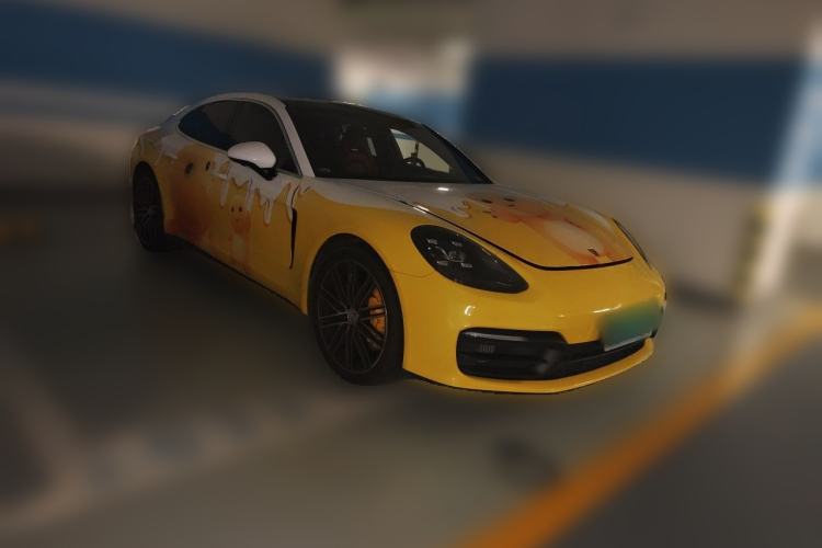 Used Porsche Panamera 2021 Panamera 2.9T Front Right 45 Deg