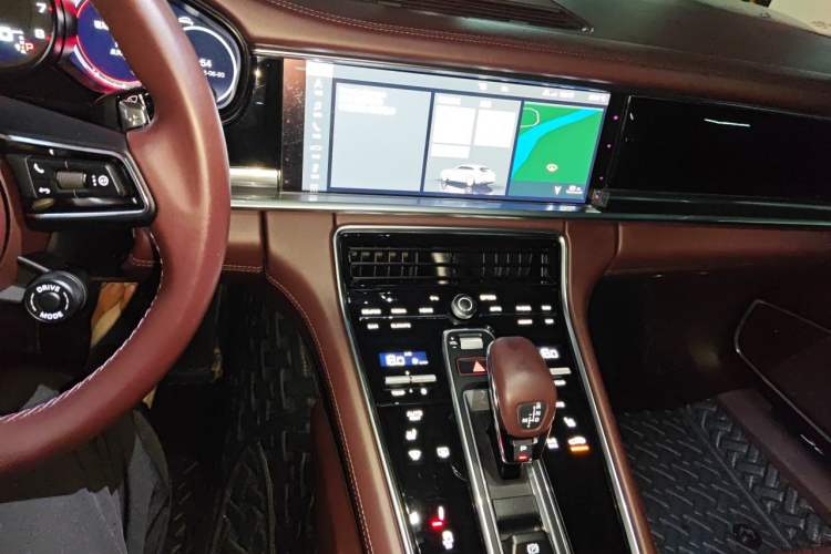 Used Porsche Panamera 2021 Panamera 4 Sport Turismo 2.9T Audio And AC Panel