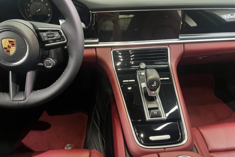 Used Porsche Panamera 2021 Panamera 2.9T Audio And AC Panel