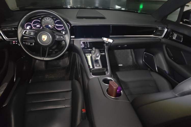Used Porsche Panamera 2021 Panamera 2.9T Center Console