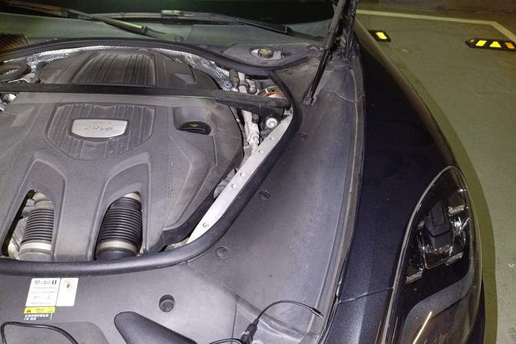 Used Porsche Panamera 2021 Panamera 2.9T Engine Bay Left