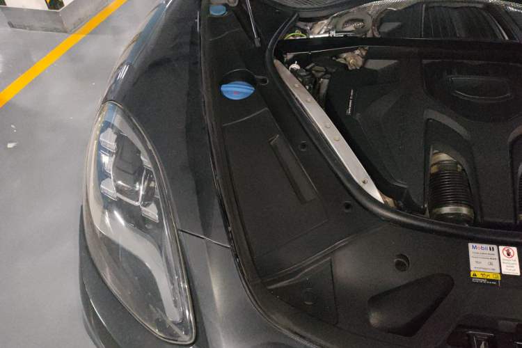 Used Porsche Panamera 2021 Panamera 2.9T Engine Bay Right