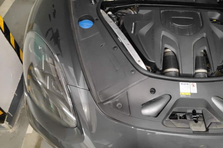 Used Porsche Panamera 2021 Panamera 4 Executive Long Wheelbase 2.9T Engine Bay Right