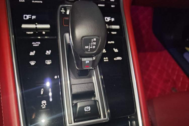 Used Porsche Panamera 2021 Panamera Executive Long Wheelbase 2.9T Gear Lever