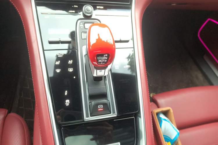 Used Porsche Panamera 2021 Panamera Executive Long Wheelbase 2.9T Gear Lever