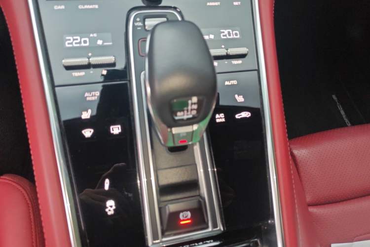 Used Porsche Panamera 2021 Panamera 4 Executive Long Wheelbase 2.9T Gear Lever