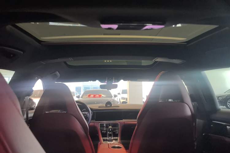 Used Porsche Panamera 2021 Panamera 4 E-Hybrid Executive Long Wheelbase 2.9T Headliner